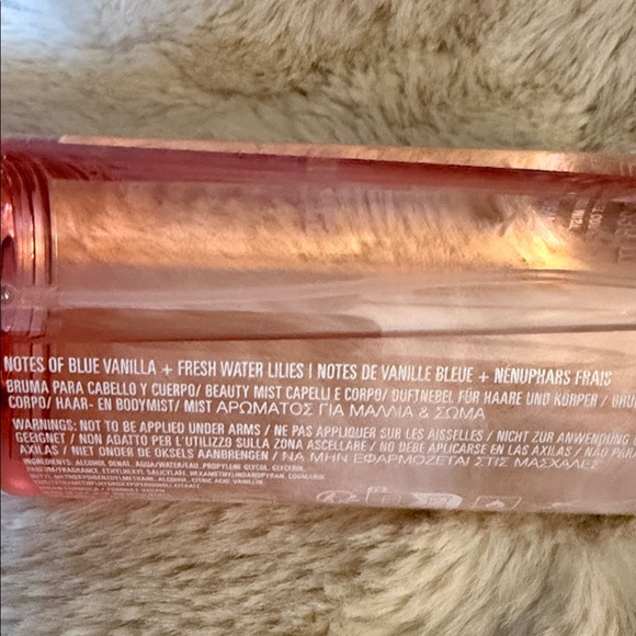 Kylie Cosmetics Sweet Éclair & Vanilla Dew Body Mist Duo - Picture 3 of 3